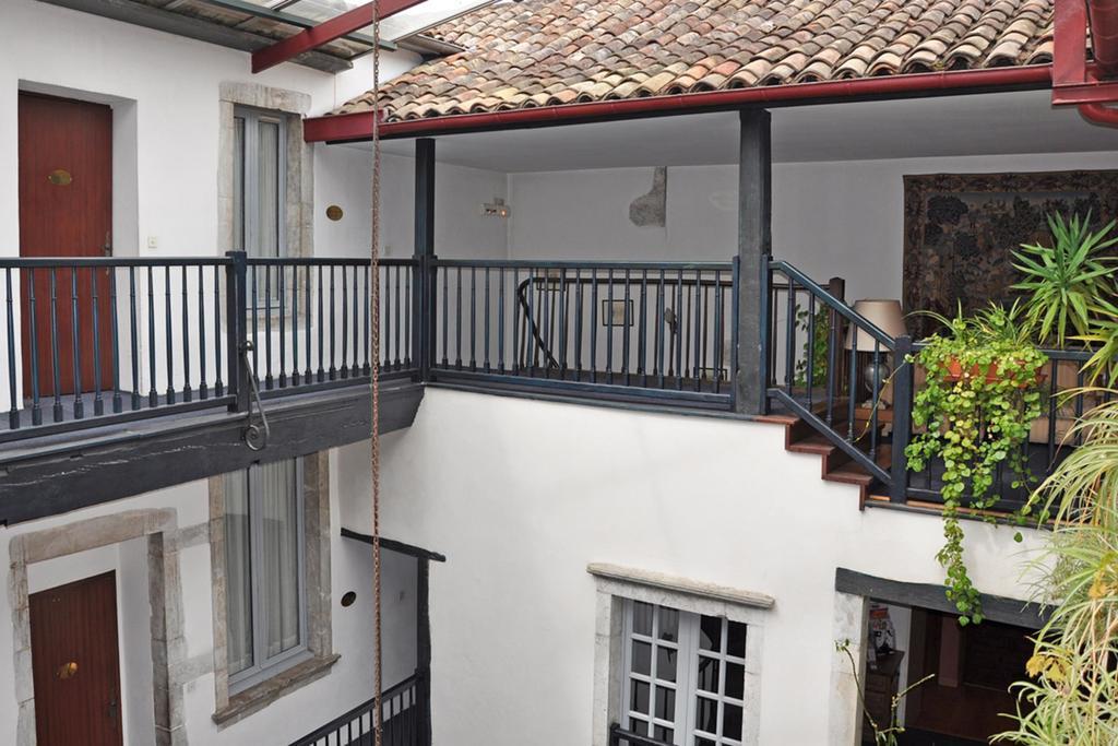 The Originals City, Hotel La Reine Jeanne, أورثيز المظهر الخارجي الصورة