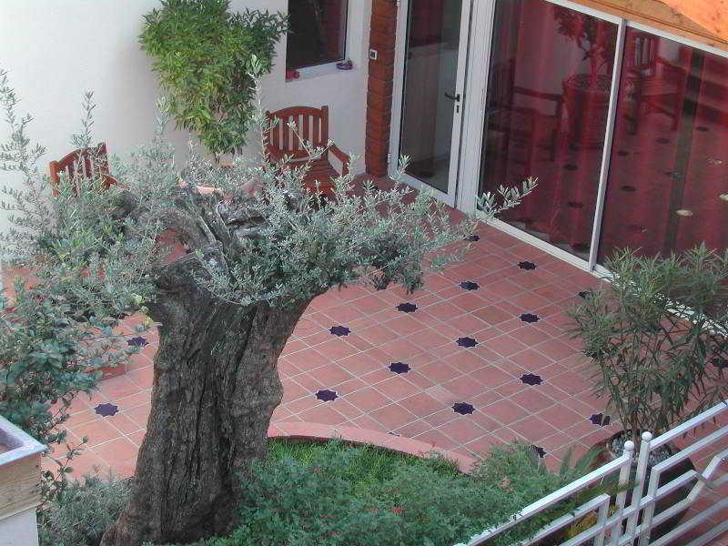 The Originals City, Hotel La Reine Jeanne, أورثيز المظهر الخارجي الصورة