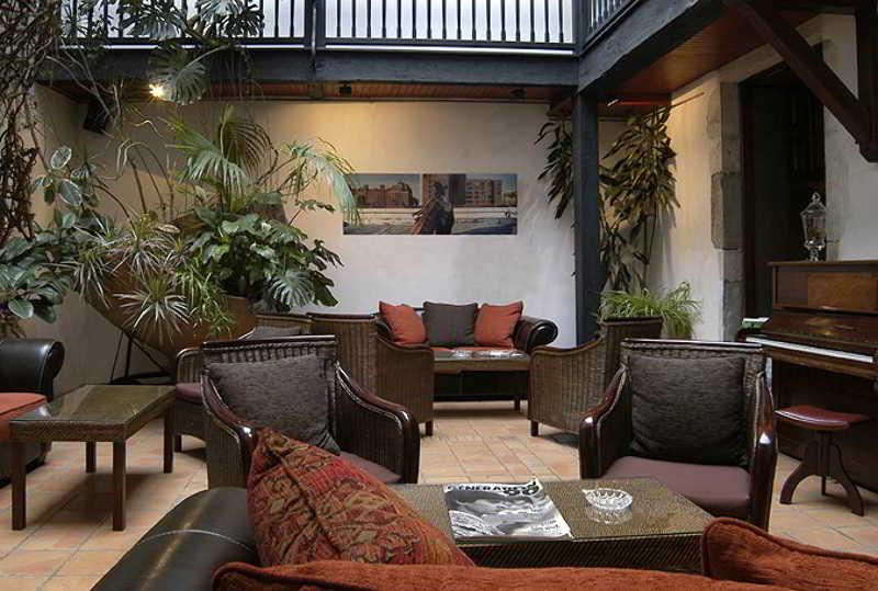 The Originals City, Hotel La Reine Jeanne, أورثيز المظهر الخارجي الصورة