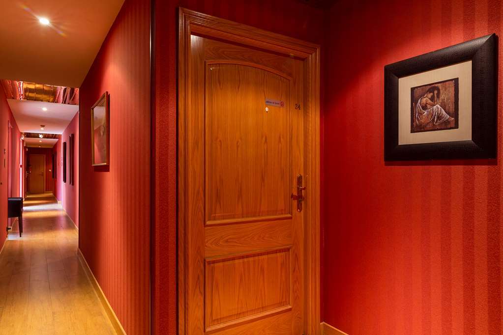 The Originals City, Hotel La Reine Jeanne, أورثيز وسائل الراحة الصورة